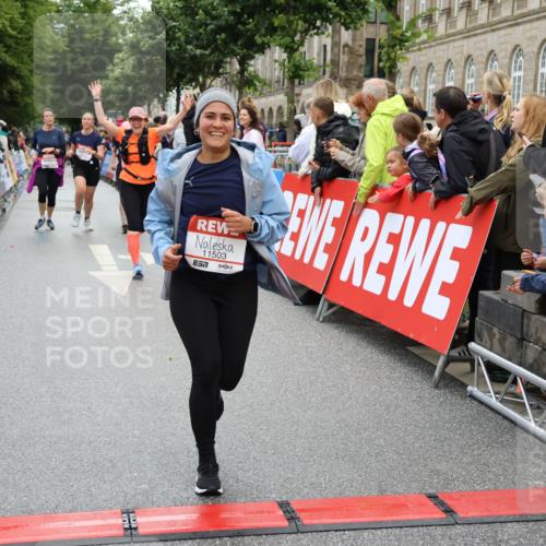 14.06.2026 - REWE Women's Run Strokosch-Dieckow http://msf.ph/oto/9786255 14.06.2026 10:06:17 Ziel 10195, 10284, 10462, 10671, 10701, 10823, 10880, 11112, 11134, 11188, 11211, 11503 meine-sportfotos.de