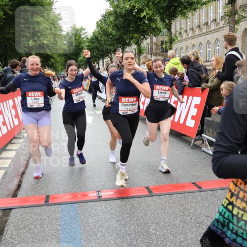 14.06.2026 - REWE Women's Run Strokosch-Dieckow http://msf.ph/oto/9786421 14.06.2026 10:07:18 Ziel 10006, 10007, 10008, 10009, 10117, 10205, 10467, 10888, 10949, 11015, 11084, 11127, 11161 meine-sportfotos.de