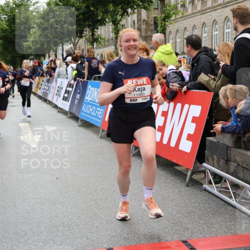 14.06.2026 - REWE Women's Run Strokosch-Dieckow http://msf.ph/oto/9786538 14.06.2026 10:08:10 Ziel 10213, 10350, 10414, 10685, 10739, 11033, 11063, 11073, 11145, 11480 meine-sportfotos.de