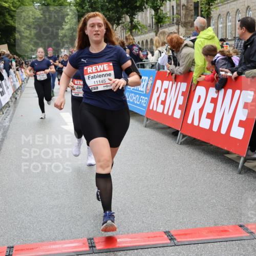 14.06.2026 - REWE Women's Run Strokosch-Dieckow http://msf.ph/oto/9786543 14.06.2026 10:08:12 Ziel 10213, 10414, 10685, 10739, 10743, 11073, 11145, 11480 meine-sportfotos.de