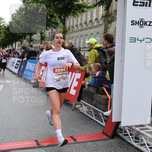14.06.2026 - REWE Women's Run Strokosch-Dieckow http://msf.ph/oto/9786819 14.06.2026 10:10:24 Ziel 10413, 10665, 10917, 11152, 11239, 11453, 11474, 11498 meine-sportfotos.de