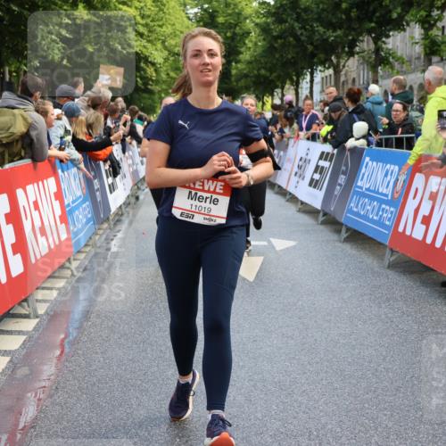 14.06.2026 - REWE Women's Run Strokosch-Dieckow http://msf.ph/oto/9787021 14.06.2026 10:12:16 Ziel 10036, 10298, 10357, 10620, 10795, 10913, 11019, 11317, 11349 meine-sportfotos.de