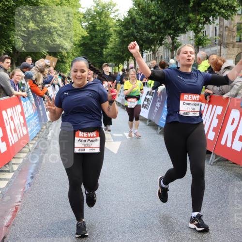 14.06.2026 - REWE Women's Run Strokosch-Dieckow http://msf.ph/oto/9787023 14.06.2026 10:12:18 Ziel 10036, 10298, 10357, 10620, 10710, 10795, 10913, 11019, 11142, 11317, 11349, 11358 meine-sportfotos.de
