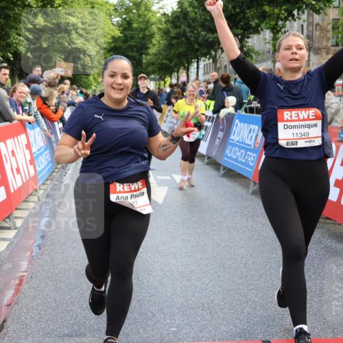 14.06.2026 - REWE Women's Run Strokosch-Dieckow http://msf.ph/oto/9787028 14.06.2026 10:12:19 Ziel 10036, 10298, 10357, 10710, 10795, 10913, 11019, 11142, 11349, 11358 meine-sportfotos.de