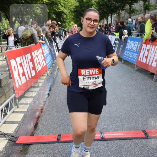14.06.2026 - REWE Women's Run Strokosch-Dieckow http://msf.ph/oto/9787039 14.06.2026 10:12:23 Ziel 10357, 10710, 10795, 11012, 11019, 11109, 11142, 11349, 11358 meine-sportfotos.de