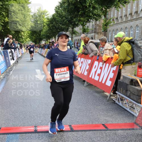 14.06.2026 - REWE Women's Run Strokosch-Dieckow http://msf.ph/oto/9787056 14.06.2026 10:12:37 Ziel 10525 meine-sportfotos.de