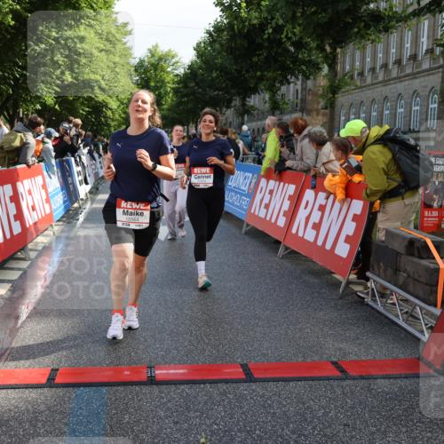 14.06.2026 - REWE Women's Run Strokosch-Dieckow http://msf.ph/oto/9787078 14.06.2026 10:12:54 Ziel 10564, 10595, 10818, 11241, 11258, 11419 meine-sportfotos.de