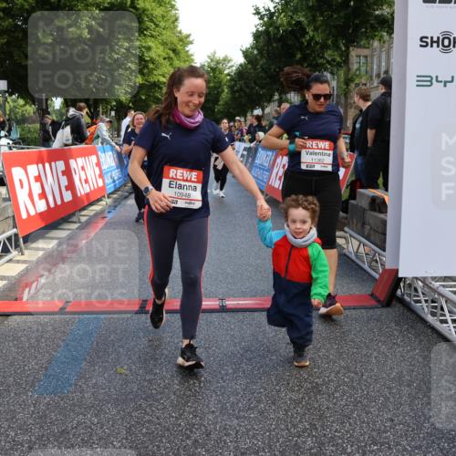 14.06.2026 - REWE Women's Run Strokosch-Dieckow http://msf.ph/oto/9787169 14.06.2026 10:13:32 Ziel 10507, 10688, 10909, 10948, 11257, 11362, 11457, 11458 meine-sportfotos.de