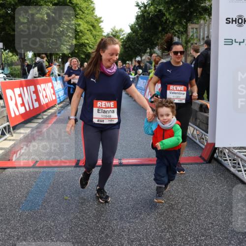 14.06.2026 - REWE Women's Run Strokosch-Dieckow http://msf.ph/oto/9787171 14.06.2026 10:13:32 Ziel 10507, 10688, 10909, 10948, 11257, 11362, 11457, 11458 meine-sportfotos.de