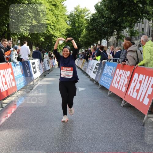 14.06.2026 - REWE Women's Run Strokosch-Dieckow http://msf.ph/oto/9787258 14.06.2026 10:14:30 Ziel 10175, 10696, 11295, 11425, 11497 meine-sportfotos.de