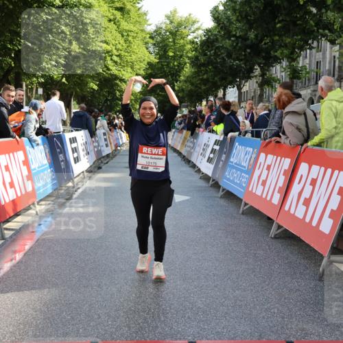 14.06.2026 - REWE Women's Run Strokosch-Dieckow http://msf.ph/oto/9787260 14.06.2026 10:14:30 Ziel 10175, 10696, 11295, 11425, 11497 meine-sportfotos.de