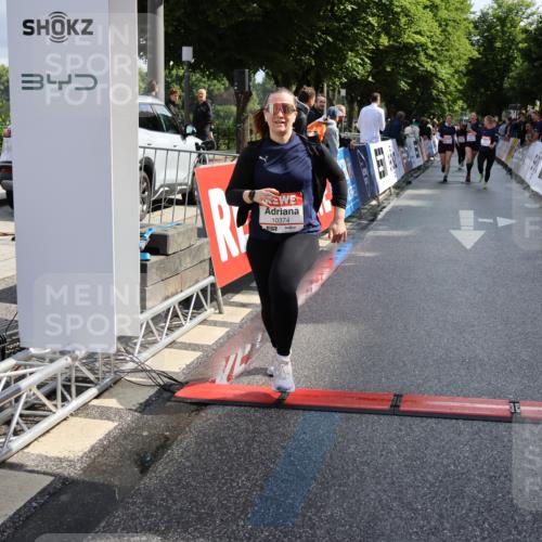14.06.2026 - REWE Women's Run Strokosch-Dieckow http://msf.ph/oto/9787328 14.06.2026 10:15:12 Ziel 10374, 10394, 10569, 10689, 10872, 10883, 10961, 10962, 11286 meine-sportfotos.de