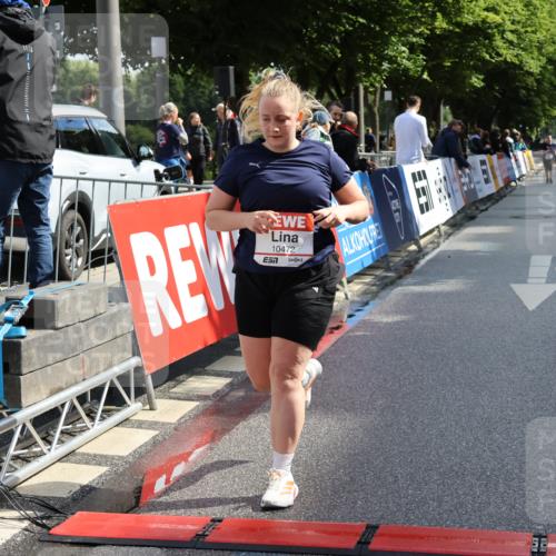 14.06.2026 - REWE Women's Run Strokosch-Dieckow http://msf.ph/oto/9787434 14.06.2026 10:16:01 Ziel 10209, 10314, 10420, 10472, 10487, 10698, 11029, 11168, 11380, 11381 meine-sportfotos.de