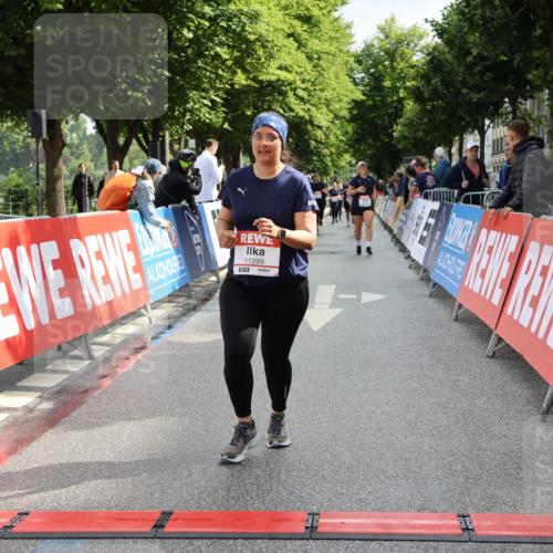 14.06.2026 - REWE Women's Run Strokosch-Dieckow http://msf.ph/oto/9787526 14.06.2026 10:17:09 Ziel 11299 meine-sportfotos.de