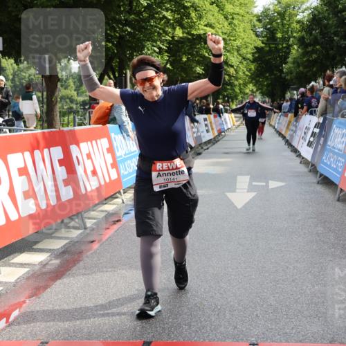 14.06.2026 - REWE Women's Run Strokosch-Dieckow http://msf.ph/oto/9787652 14.06.2026 10:18:26 Ziel 10141, 10515, 10707, 10851, 10865, 10866, 11314 meine-sportfotos.de