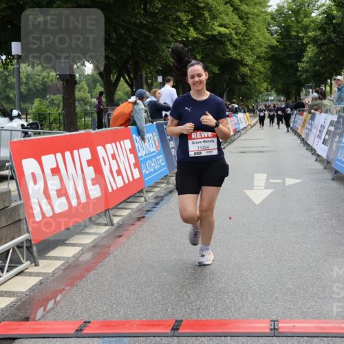14.06.2026 - REWE Women's Run Strokosch-Dieckow http://msf.ph/oto/9787760 14.06.2026 10:20:30 Ziel 10446, 11028, 11215, 11216, 11424 meine-sportfotos.de