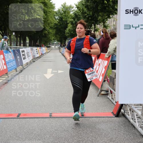 14.06.2026 - REWE Women's Run Strokosch-Dieckow http://msf.ph/oto/9788173 14.06.2026 10:29:26 Ziel 10540 meine-sportfotos.de
