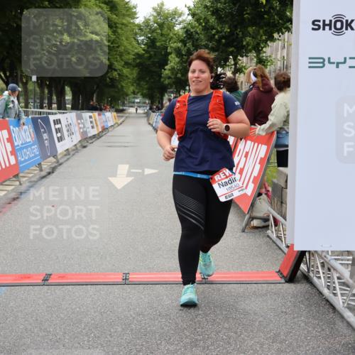 14.06.2026 - REWE Women's Run Strokosch-Dieckow http://msf.ph/oto/9788174 14.06.2026 10:29:26 Ziel 10540 meine-sportfotos.de