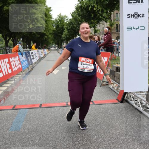 14.06.2026 - REWE Women's Run Strokosch-Dieckow http://msf.ph/oto/9788185 14.06.2026 10:30:45 Ziel 11464 meine-sportfotos.de