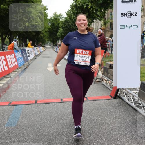 14.06.2026 - REWE Women's Run Strokosch-Dieckow http://msf.ph/oto/9788187 14.06.2026 10:30:45 Ziel 11464 meine-sportfotos.de