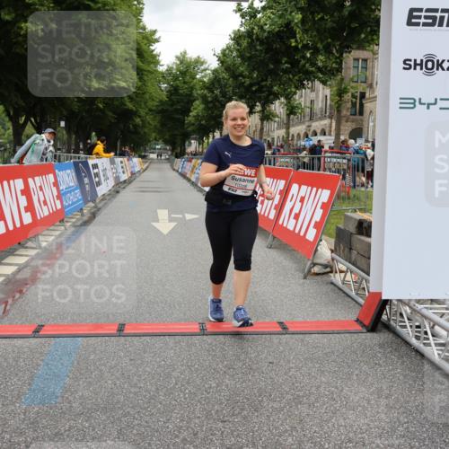 14.06.2026 - REWE Women's Run Strokosch-Dieckow http://msf.ph/oto/9788198 14.06.2026 10:31:52 Ziel 10228 meine-sportfotos.de