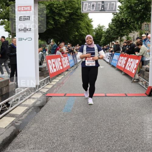 14.06.2026 - REWE Women's Run Strokosch-Dieckow http://msf.ph/oto/9788240 14.06.2026 10:37:46 Ziel 10176 meine-sportfotos.de