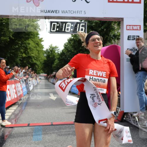 14.06.2026 - REWE Women's Run Strokosch-Dieckow http://msf.ph/oto/9788262 14.06.2026 10:48:44 Ziel 5910 meine-sportfotos.de