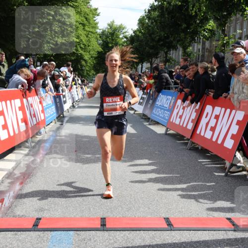 14.06.2026 - REWE Women's Run Strokosch-Dieckow http://msf.ph/oto/9788291 14.06.2026 10:49:58 Ziel 5091 meine-sportfotos.de