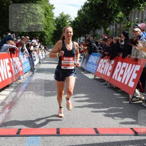 14.06.2026 - REWE Women's Run Strokosch-Dieckow http://msf.ph/oto/9788293 14.06.2026 10:49:58 Ziel 5091 meine-sportfotos.de