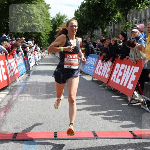 14.06.2026 - REWE Women's Run Strokosch-Dieckow http://msf.ph/oto/9788295 14.06.2026 10:49:59 Ziel 5091 meine-sportfotos.de