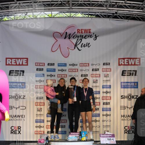 14.06.2026 - REWE Women's Run Michael Strokosch http://msf.ph/oto/9788817 14.06.2026 11:18:59 Laufen 3, 5, 340, 5, 57, 3, 5, 100, 3, 34, 5, 5, 200, 2, 1 meine-sportfotos.de