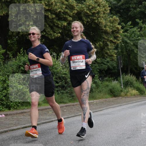 14.06.2026 - REWE Women's Run Jannik Wohlers http://msf.ph/oto/9789116 14.06.2026 10:02:00 Laufen 11098, 517, 11099, 57 meine-sportfotos.de