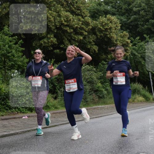 14.06.2026 - REWE Women's Run Jannik Wohlers http://msf.ph/oto/9789131 14.06.2026 10:02:05 Laufen 11021, 10685, 10414 meine-sportfotos.de