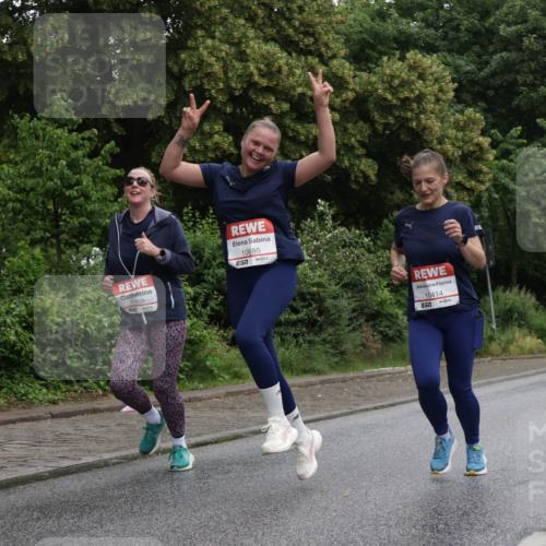 14.06.2026 - REWE Women's Run Jannik Wohlers http://msf.ph/oto/9789134 14.06.2026 10:02:05 Laufen 11021, 10685, 10414, 57 meine-sportfotos.de