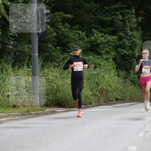 14.06.2026 - REWE Women's Run Jannik Wohlers http://msf.ph/oto/9789174 14.06.2026 09:41:11 Laufen 10481 meine-sportfotos.de