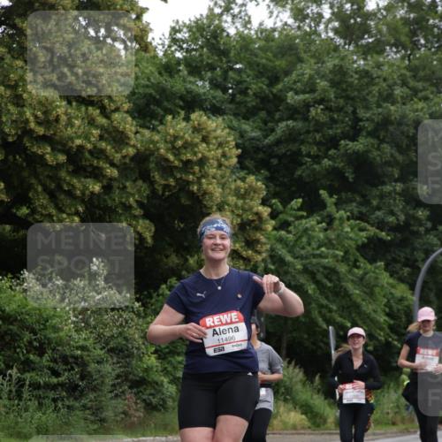 14.06.2026 - REWE Women's Run Jannik Wohlers http://msf.ph/oto/9789175 14.06.2026 10:02:09 Laufen 11496, 57 meine-sportfotos.de