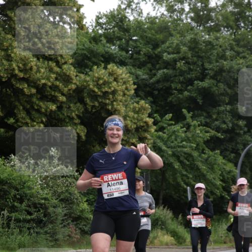14.06.2026 - REWE Women's Run Jannik Wohlers http://msf.ph/oto/9789179 14.06.2026 10:02:09 Laufen 11496, 51 meine-sportfotos.de