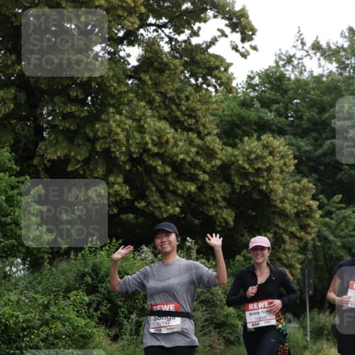 14.06.2026 - REWE Women's Run Jannik Wohlers http://msf.ph/oto/9789209 14.06.2026 10:02:11 Laufen 10194, 10888, 657 meine-sportfotos.de