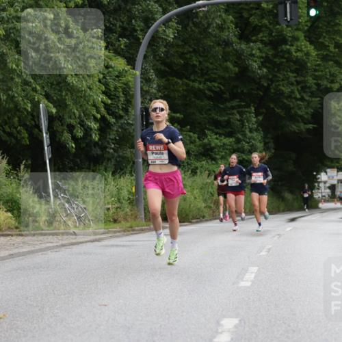 14.06.2026 - REWE Women's Run Jannik Wohlers http://msf.ph/oto/9789214 14.06.2026 09:41:16 Laufen 81, 10245 meine-sportfotos.de
