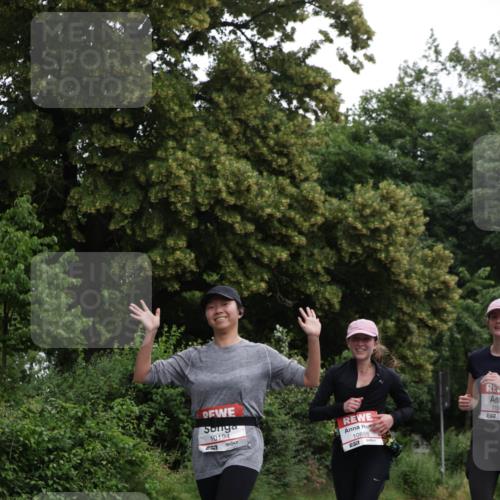 14.06.2026 - REWE Women's Run Jannik Wohlers http://msf.ph/oto/9789215 14.06.2026 10:02:11 Laufen 10194, 10888, 1108 meine-sportfotos.de