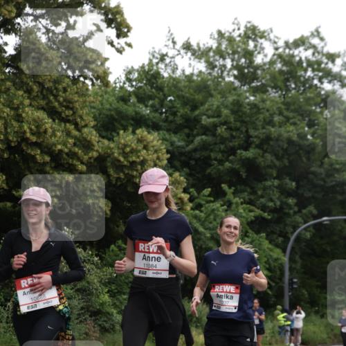 14.06.2026 - REWE Women's Run Jannik Wohlers http://msf.ph/oto/9789220 14.06.2026 10:02:12 Laufen 10888, 7, 11084, 7, 10237 meine-sportfotos.de