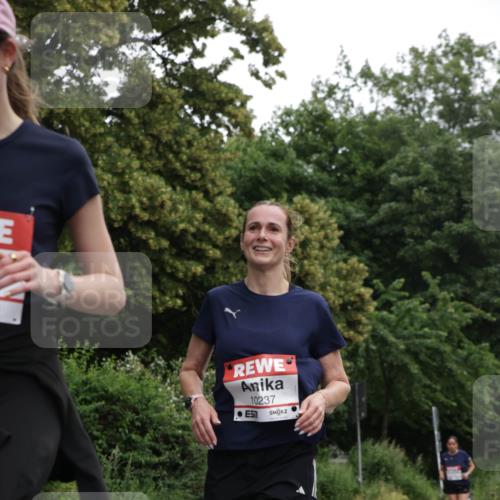 14.06.2026 - REWE Women's Run Jannik Wohlers http://msf.ph/oto/9789240 14.06.2026 10:02:13 Laufen 10237 meine-sportfotos.de