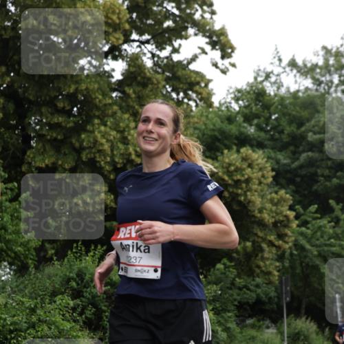 14.06.2026 - REWE Women's Run Jannik Wohlers http://msf.ph/oto/9789251 14.06.2026 10:02:13 Laufen 1237 meine-sportfotos.de