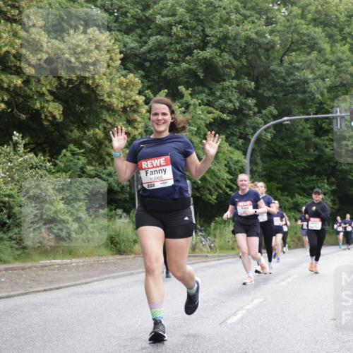 14.06.2026 - REWE Women's Run Jannik Wohlers http://msf.ph/oto/9789264 14.06.2026 10:02:19 Laufen 10965, 57 meine-sportfotos.de