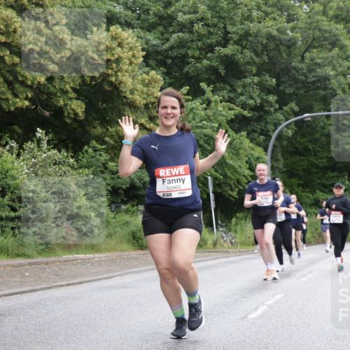 14.06.2026 - REWE Women's Run Jannik Wohlers http://msf.ph/oto/9789270 14.06.2026 10:02:19 Laufen 10965, 7 meine-sportfotos.de