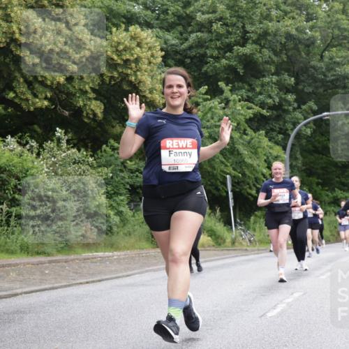 14.06.2026 - REWE Women's Run Jannik Wohlers http://msf.ph/oto/9789276 14.06.2026 10:02:19 Laufen 10965, 57 meine-sportfotos.de