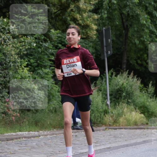 14.06.2026 - REWE Women's Run Jannik Wohlers http://msf.ph/oto/9789306 14.06.2026 09:41:24 Laufen 10, 7 meine-sportfotos.de