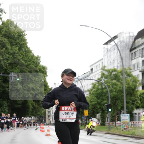 14.06.2026 - REWE Women's Run Jannik Wohlers http://msf.ph/oto/9789310 14.06.2026 10:02:22 Laufen 11484, 7 meine-sportfotos.de