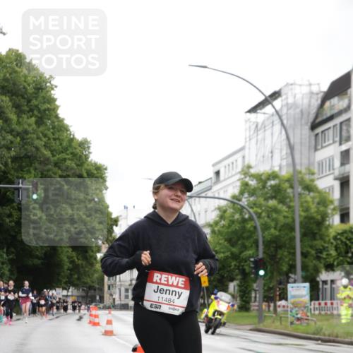 14.06.2026 - REWE Women's Run Jannik Wohlers http://msf.ph/oto/9789311 14.06.2026 10:02:22 Laufen 11484 meine-sportfotos.de
