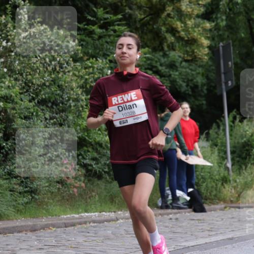 14.06.2026 - REWE Women's Run Jannik Wohlers http://msf.ph/oto/9789317 14.06.2026 09:41:24 Laufen 10328, 57 meine-sportfotos.de